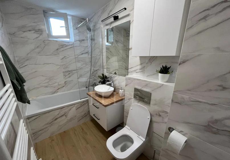 Apartament 3 camere în zona STRAZII UNIRII