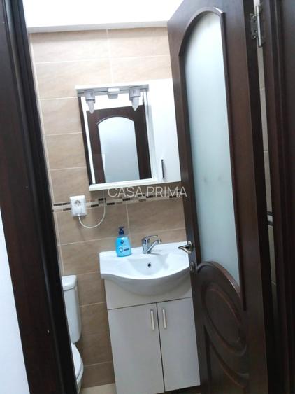 Apartament 1 camera decomandat, mobilat, bloc NOU Galata, statie autobuz - 5