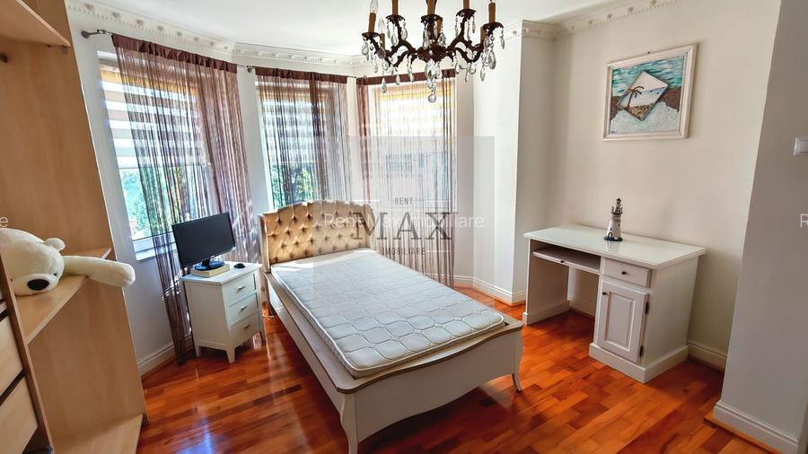 Vilă de lux de vânzare Gruia | 5 camere | 208 mp | 698 mp teren - 27