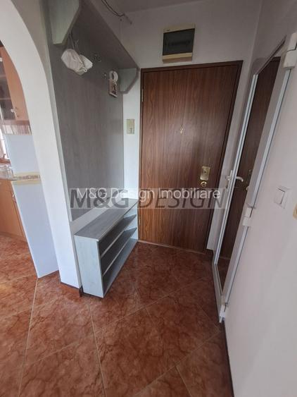 2 cam decomandat Calea Aradului , 500 m de Iulius Town - 16
