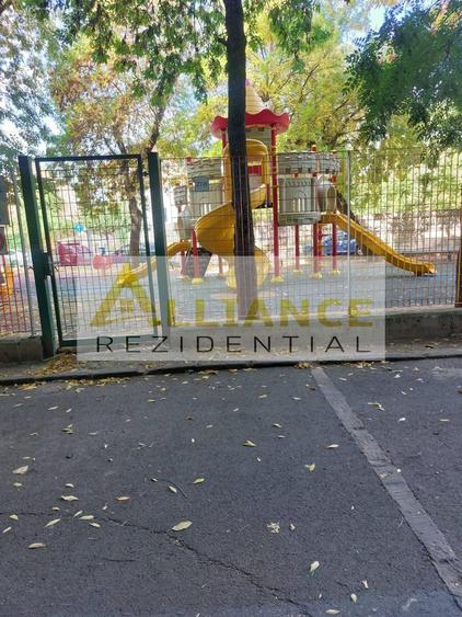 Apartament cochet cu 2 camere, Sector 4 – Str. Moldovița