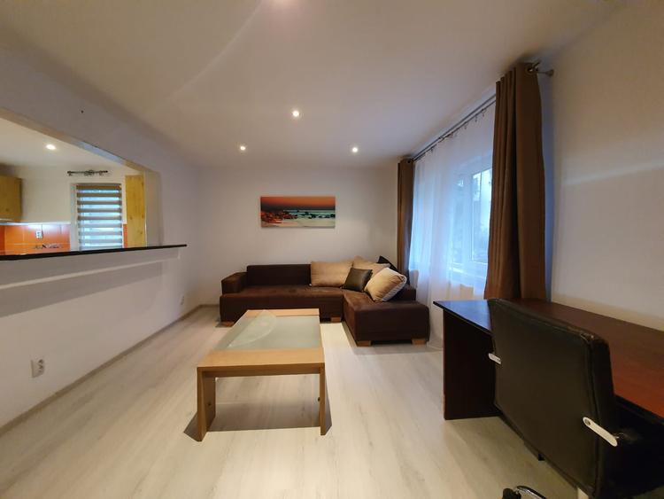 Apartament cu 3 camere pe Muncitorilor