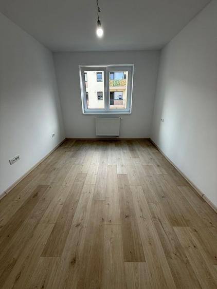 Apartament 3 camere etaj 2/3