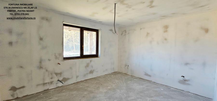 Casa P+M si 1400 mp teren, langa parau si padure,com.Piatra Soimului