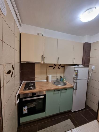 Garsoniera 36 mp, AC, Smart TV, bloc anvelopat, langa Parcul Titanii