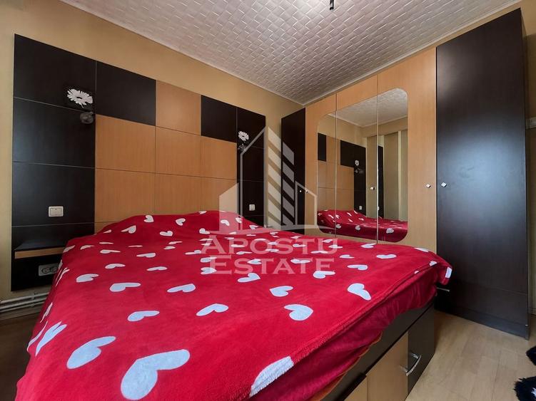 Apartament 4 camere, zona Confectii