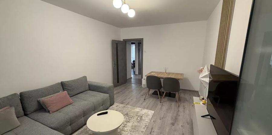 Vanzare 3 camere, Renovate, Alexandru cel Bun-Statia Minerva