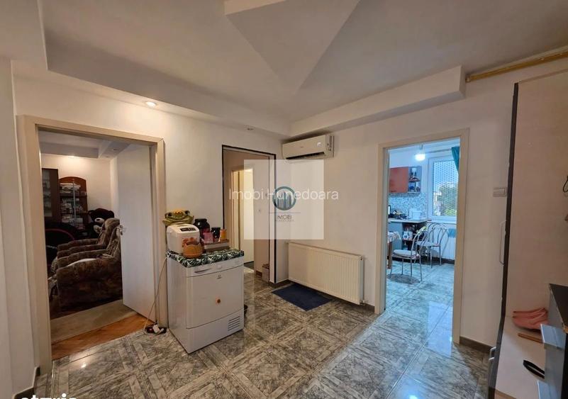 Apartament 3 camere decomandat, Deva - Str. Progresului 65 mp Etaj 4