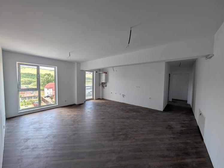 Apartament nou finisat 3 camere ,2 bai