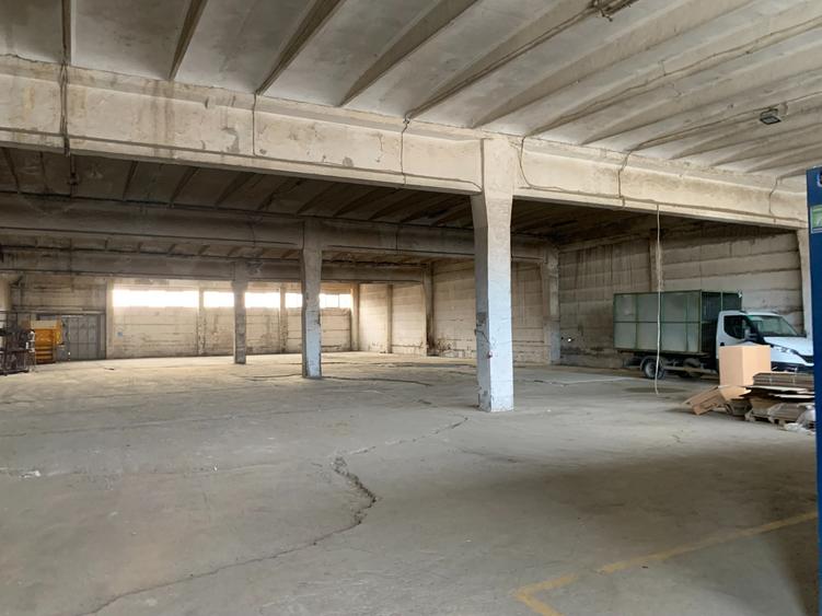 Calea Sagului, Hala industriala cu acces tir