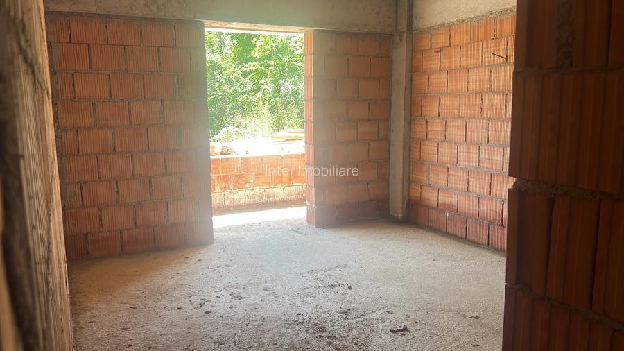 Pret promotional: 1 cam in Pacurari-planul doi,49mp, bloc la caramida,cod:157239 - 4