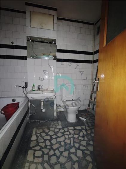 Vanzare spatiu comercial, 57 mp, Zizinului, Brasov