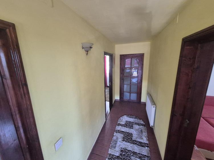 Apartament 3 camere zona Podu de Fier