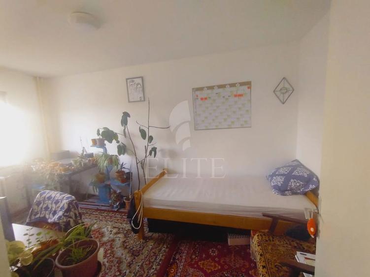 Apartament 4 camere în zona STRAZII GRIGORE ALEXANDRESCU