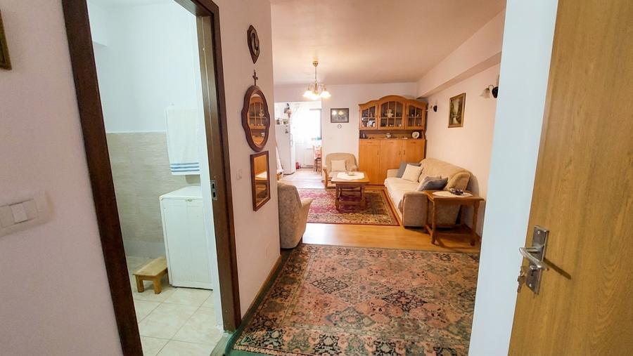 Apartament 2 camere Bloc Nou mobilat si utilat loc parcare