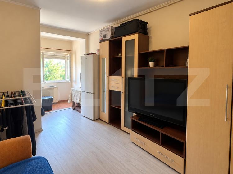 Garsoniera de vanzare, 21 mp, zona Soarelui