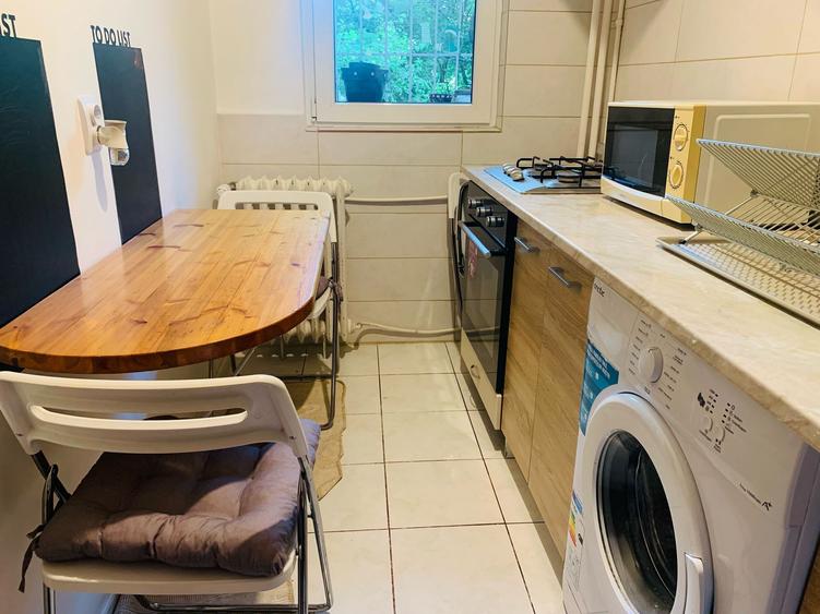 Tineretului, garsoniera, 2 min parc, 10 min metrou, BOILER, moderna
