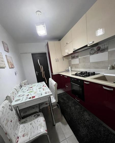 Apartament cu 2 camere, DECOMANDAT, zona Pacurari