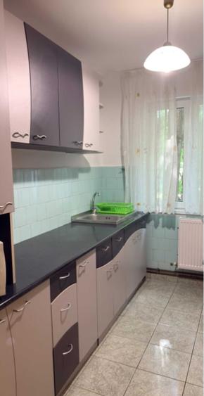 Apartament 2 camere semidecomandat, etaj 1/4, balcon închis – 44 mp | Disponibil imediat