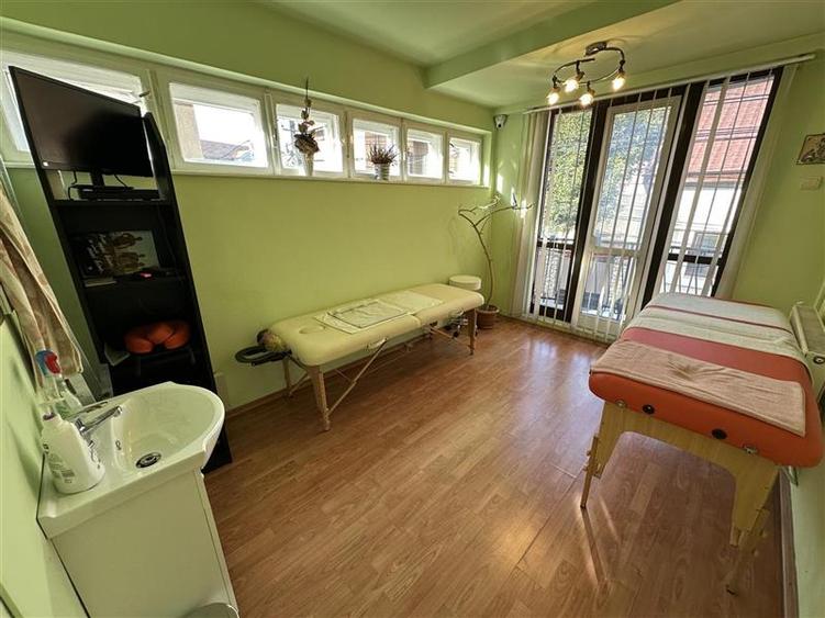 FILM&3D!Casa multifunctionala, recomandata si pentru cabinete medicale,birouri,