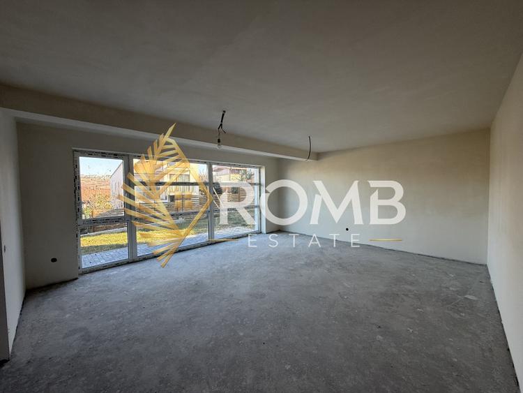 Apartament pe două niveluri, 60 mp, teren 360 mp, zona Edgar Quinet
