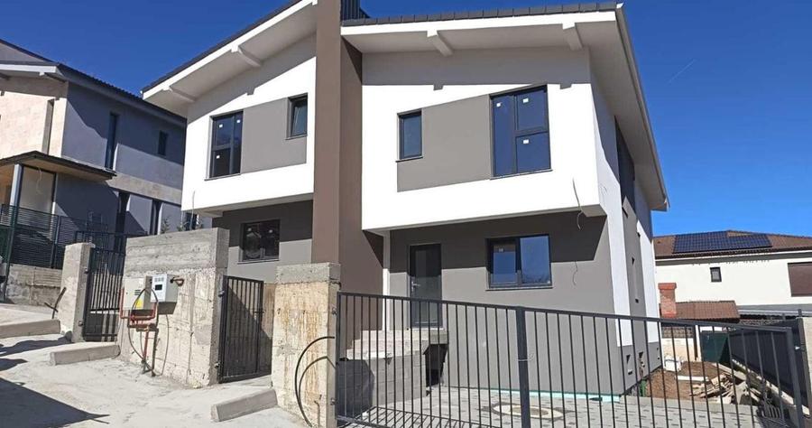 Casa tip Duplex 172mp utili | Cu CF| Zona Tauti | Ansamblu privat