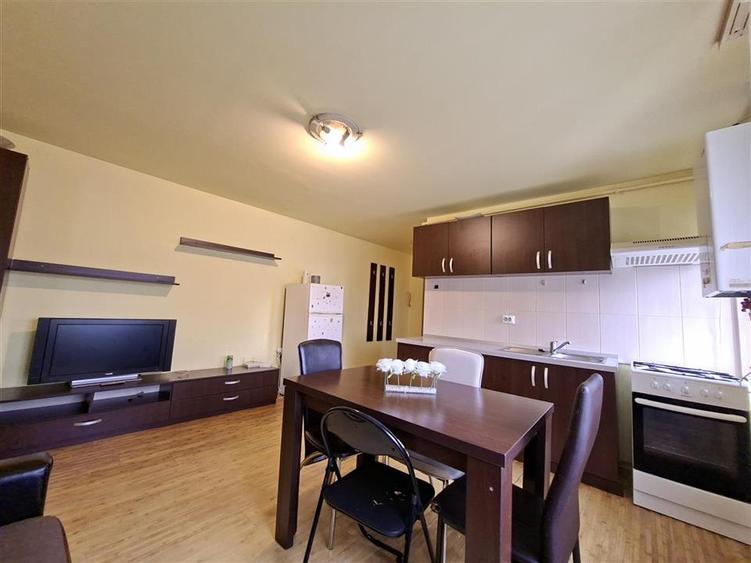 Apartament 2 camere zona Cedonia