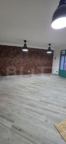 Spațiu comercial de închiriat – zonă centrală, stradă principală