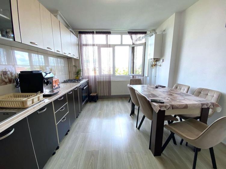 Apartament 2 cam decomandat, zona Vasile Aaron 0% Comision