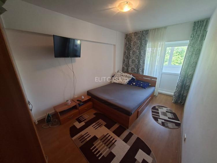 Apartament cu 3 camere, decomandat, etajul 4/8, zona Pacurari - 3