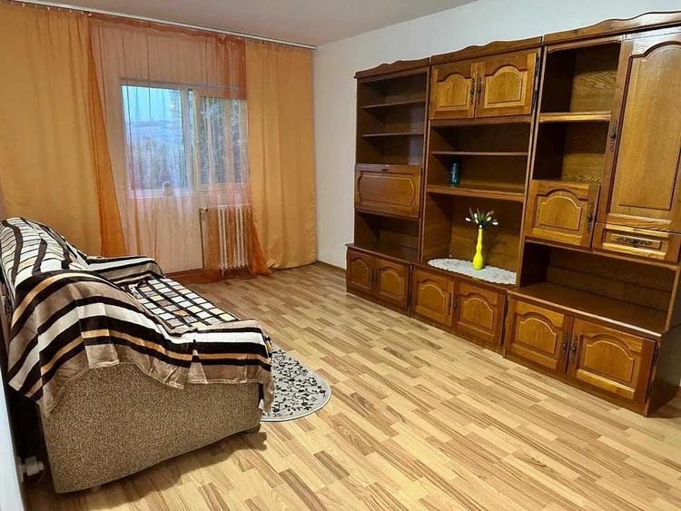 Apartament cu 2 camere decomandat, etaj 2 - Canta