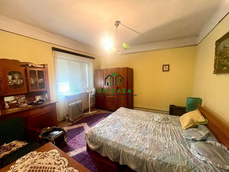 Casa Centru/ 4 camere / teren 920mp