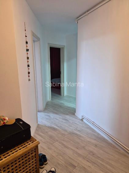 Apartament renovat, decomandat, 2 camere, zona linistita - 2