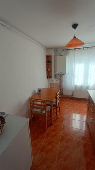 Apartament 2cam zona Bucovina de închiriat