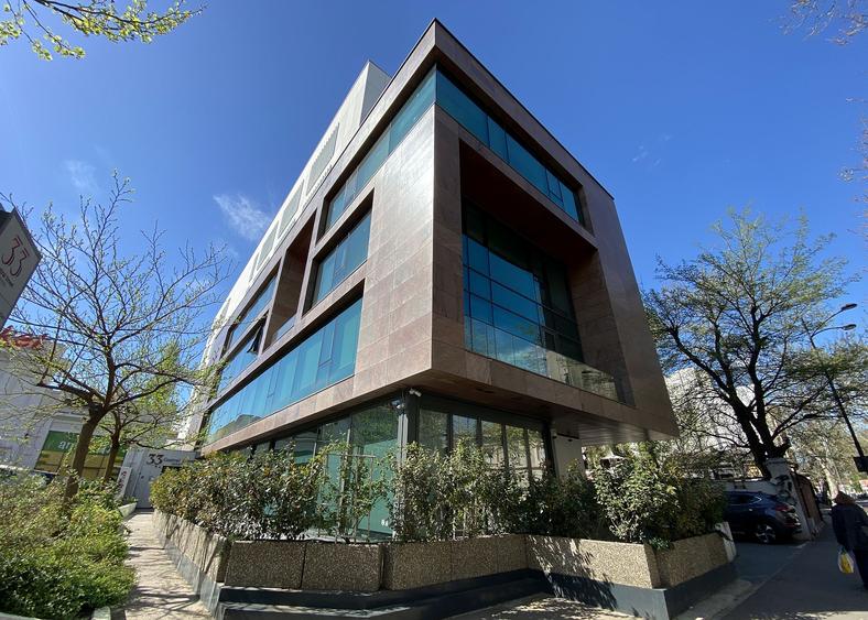33 CENTRAL STREET OFFICES - comision 0%, reprezentam proprietarul!