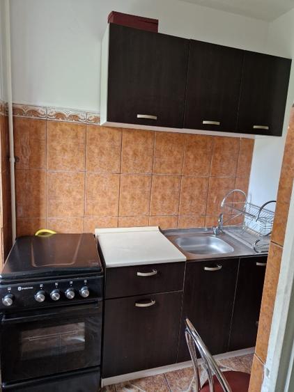 Inchiere garsoniera Trafic Greu, bloc mixt, renovata si complet mobilata/utilata