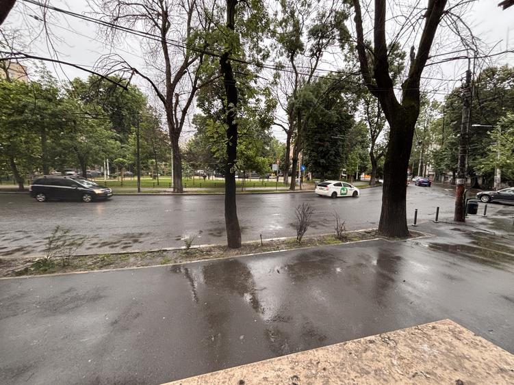 Spatiu comercial - Birou - Parcul Izvorul Rece - Pache Protopopescu