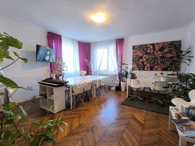Apartament 4 camere in vila | 160 mp | Garaj | Curte | Andrei Muresanu