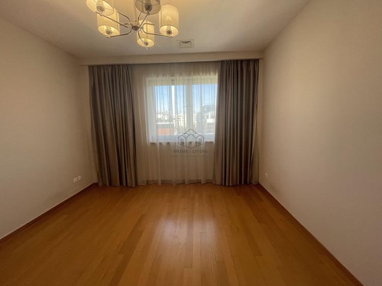PENTHOUSE SUPERB CU 4 CAMERE LA INCHIRIERE LANGA PARCUL HERATSRAU
