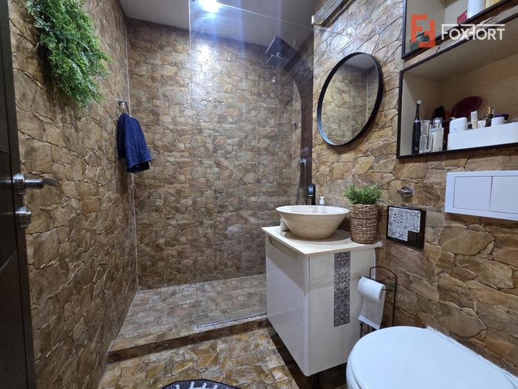 Garsoniera moderna cu balcon de vanzare 32 mp utili | Banu maracine Arad