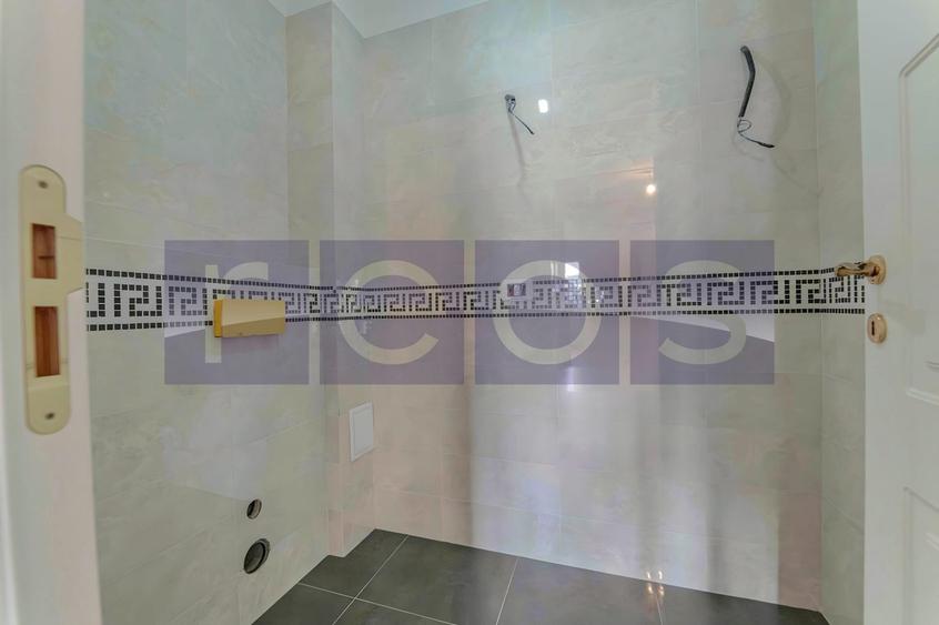 3 CAMERE | DOROBANTI