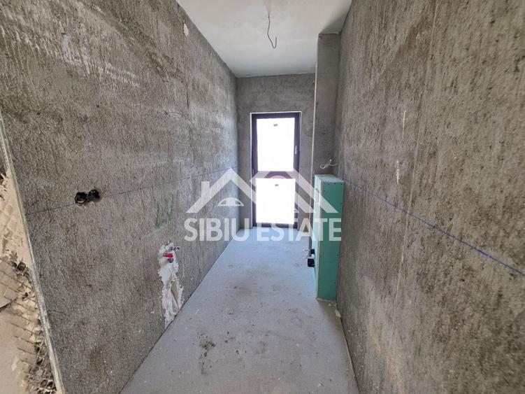Casa finalizata Calea Cisnadiei curte proprie generoasa, Comison 0%