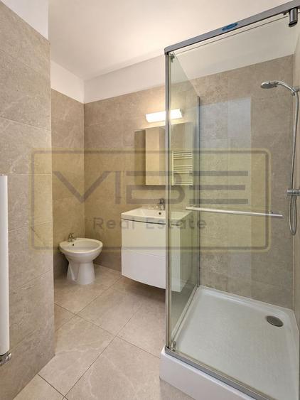 Piata Chirila- bloc nou- 2 camere - 400euro