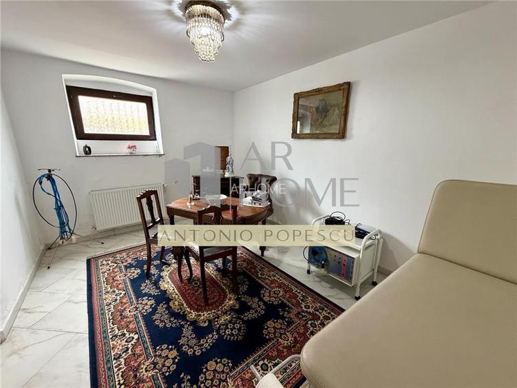 Casa 11 camere D+P,cu o arhitectura deosebita, ultracentral, Ploiesti. - 17