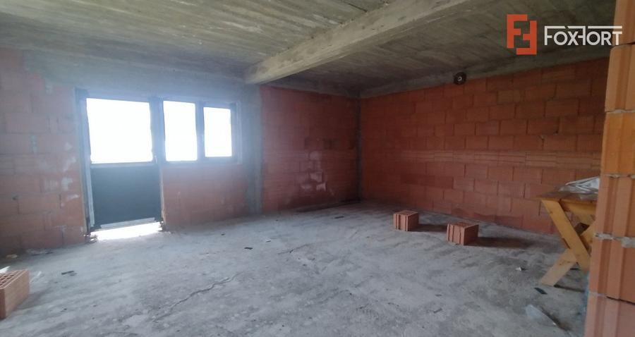COMISION 0% Duplex la Rosu, 330 mp utili, asfalt, Sacalaz