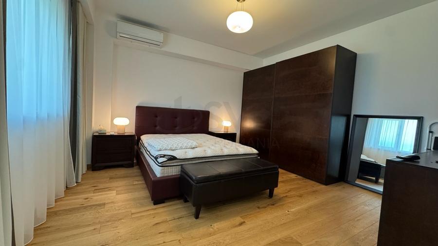 REV2005736 Vila Individuala De Vanzare l Cartier Privat langa Padure