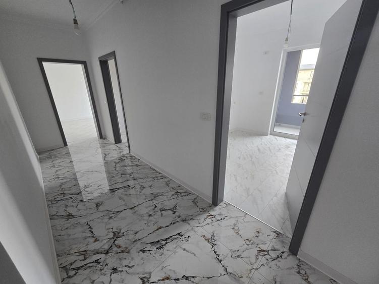 Langa Calea Timisoarei. Bucatarie inchisa. GRADINA PROPRIE. 2 Balcoane