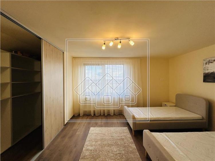 Casa la prima inchiriere, moderna - teren 350 mp - Calea Cisnadiei