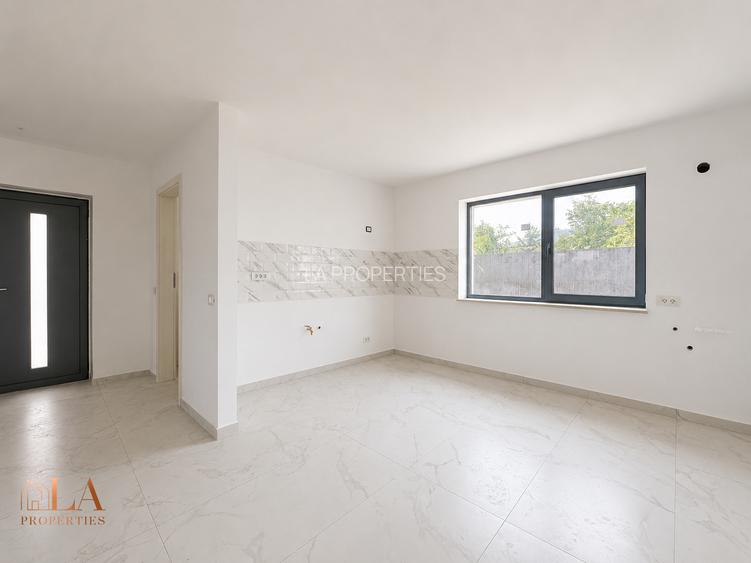 Casa la calcan 3 camere | Teren 250mp | Domnesti - 2