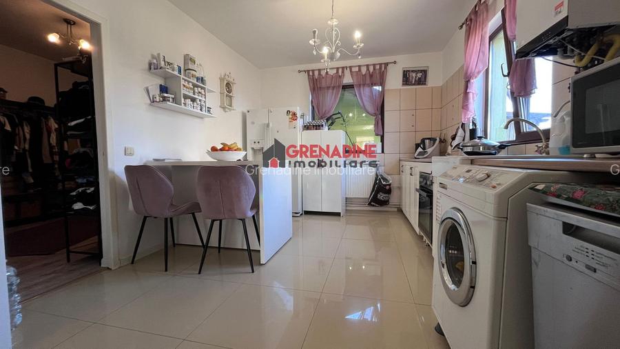 Casa deosebita 4 Camere P+M - zona Sanpetru - Comision 0% - 3